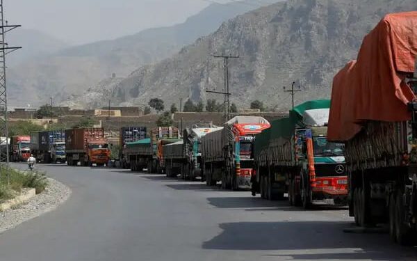 د تورخم دروازې د تړل کېدو له کبله سوداګرو ته۳۰ میلیون ډالر زیان اوښتی