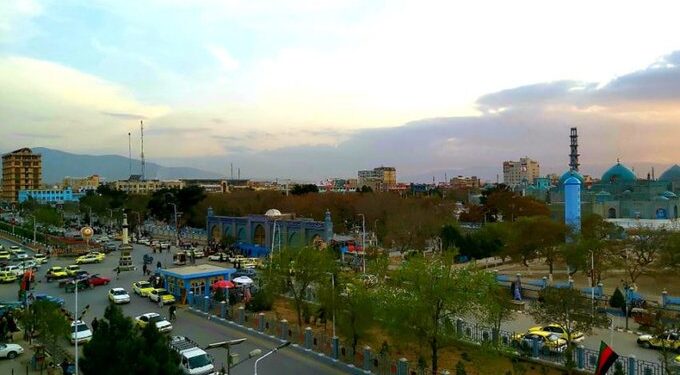 بلخ کې د طبي تجهیزاتو او درملو زېرمه کولو مرکز ګټې اخیستنې ته وسپارل شو