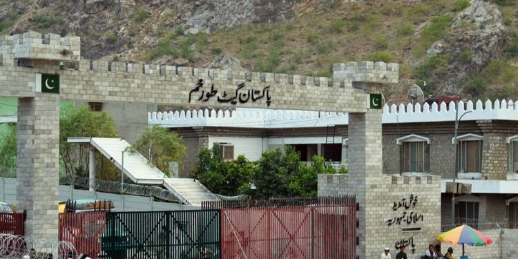 د افغان او پاکستاني پوله ساتو ځواکونو ترمنځ په تورخم کې نښته شوې