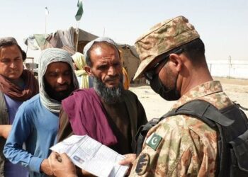افغان حکومت: افغان کډوال د پاکستان په امنیتي ستونزو کې لاس نه لري