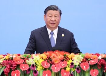 شي جين پينګ د کمربند او لارې د نړيوالې همکارۍ د درېيم فورم په پرانيستونکو مراسمو کې ګډون وکړ