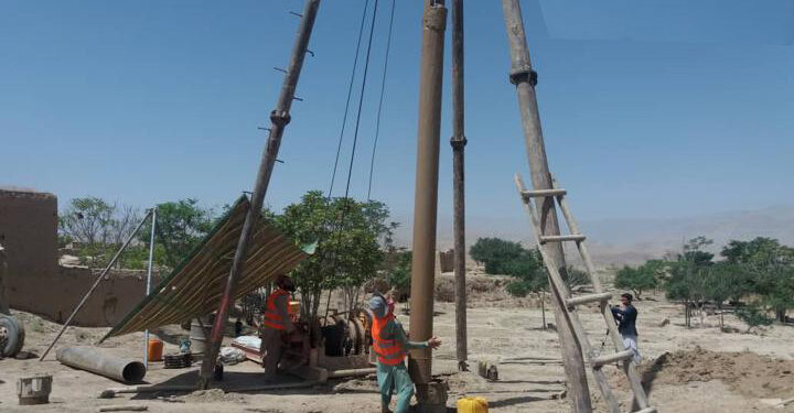 زابل کې د اوبو رسولو د ۵ شبکو جوړولو چارې پیل شوې
