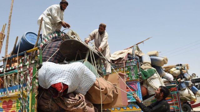 نیل ټرنر: پاکستان باید افغان کډوال په زور ونه باسي