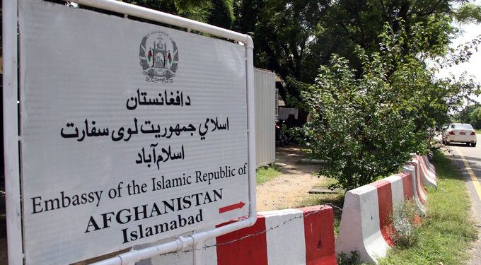 افغان او پاکستاني لوري د کډوالو پر ستونزو خبرې کړې دي