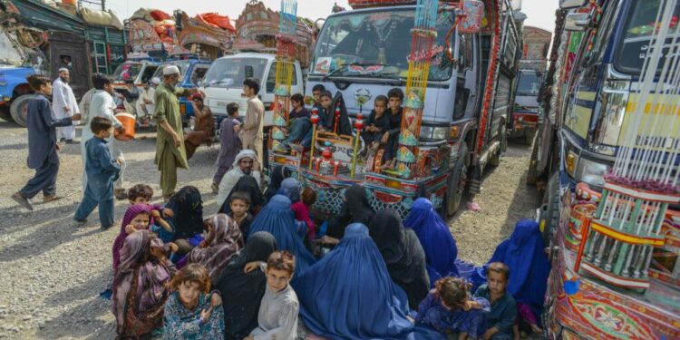 بښنې سازمان پاکستان کې د افغان کډوالو د وضعیت په اړه اندېښنه ښودلې