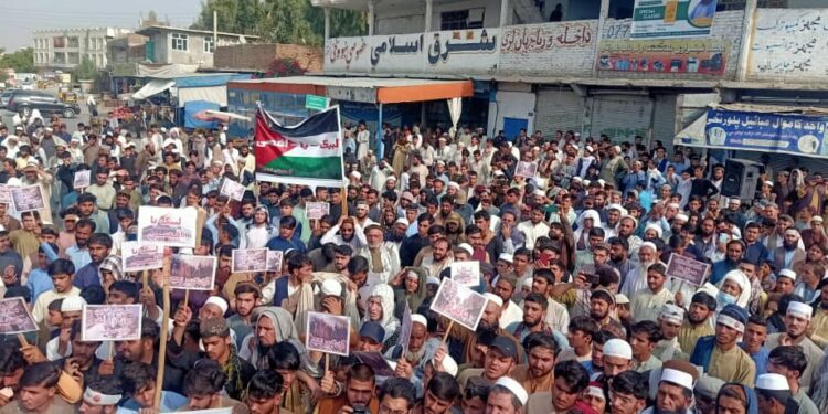 پر فلسطین د اسراییلو د بریدونو پر ضد ننګرهار کې لاریون وشو