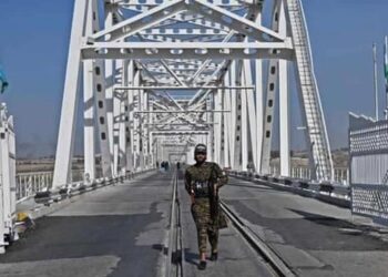 په حیرتان بندر کې د سرو زرو د قاچاق مخه نیول شوې ده