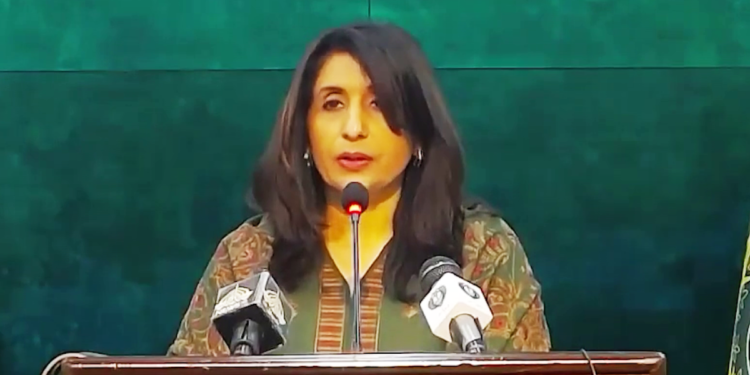 بلوڅ: ټول ناقانونه بهرني اتباع له پاکستانه شړل کېږي