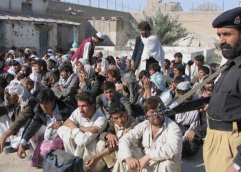ملګري ملتونه: پاکستان کارت لرونکي افغان کډوال هم باسلي
