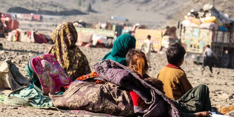 ننګرهار کې کډوالو ته ۷۰ کورونه جوړيږي