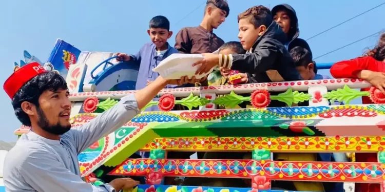 بښنې سازمان: پاکستان دې د افغان کډوالو ایستل ودروي