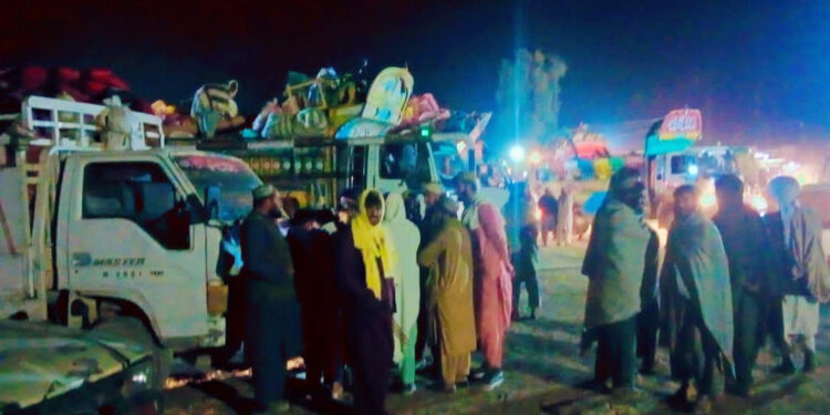 له پاکستانه څه باندې ۵ زره افغان کډوال هېواد ته راستانه شول