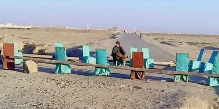 د سپین بولدک ـ چمن تر منځ لاره د هر ډول تګ راتګ پر مخ وتړل شوه