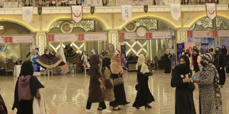 کرن ډېکر: افغان مېرمنې زياتو فرصتونو او بازارموندنې ته اړتيا لري