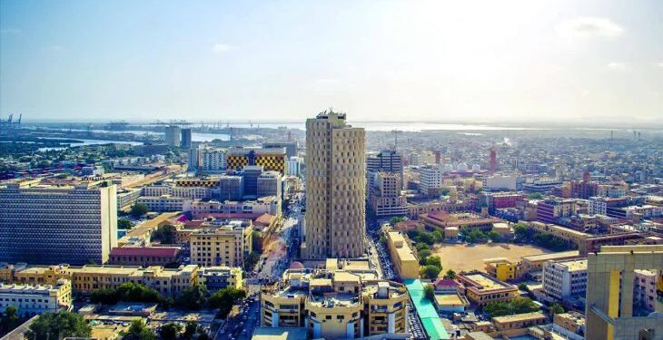 چارواکي: پاکستان کې مېشت پانګوال دې هېواد ته راستانه شي