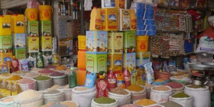 خلک: د افغانیو ارزښت لوړ شوی خو د توکو بيې په خپل حال دي