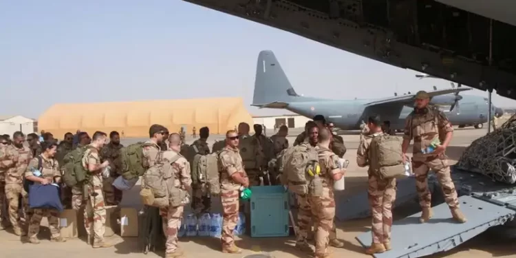 فرانسې له نایجر څخه خپل ټول ځواکونه وایستل