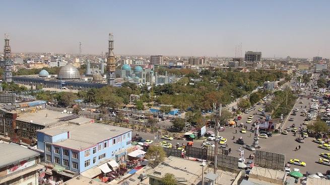 بلخ کې د ۲۲ میلیونه افغانیو په لګښت د یوه سړک پخولو چارې پیل شوې