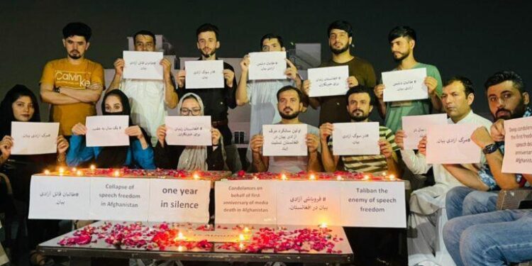 پاکستان نورو هېوادونو ته د تلونکو افغانانو د اوسېدو موده وغځوله