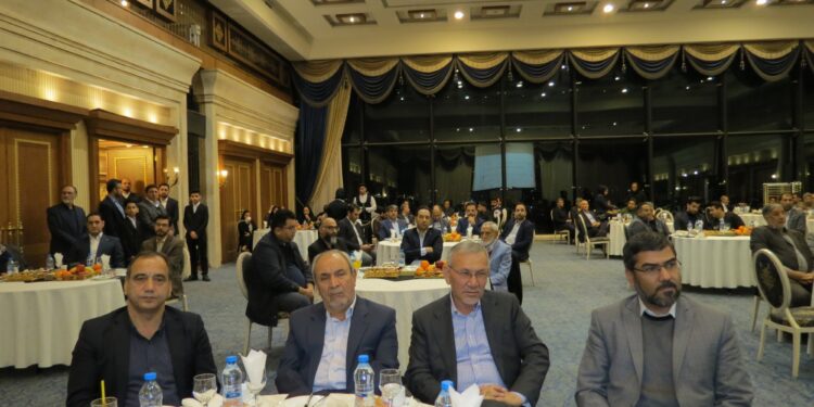 چارواکي: سوداګر او پانګوال دې په ډاډه زړه هېواد کې پانګونه وکړي