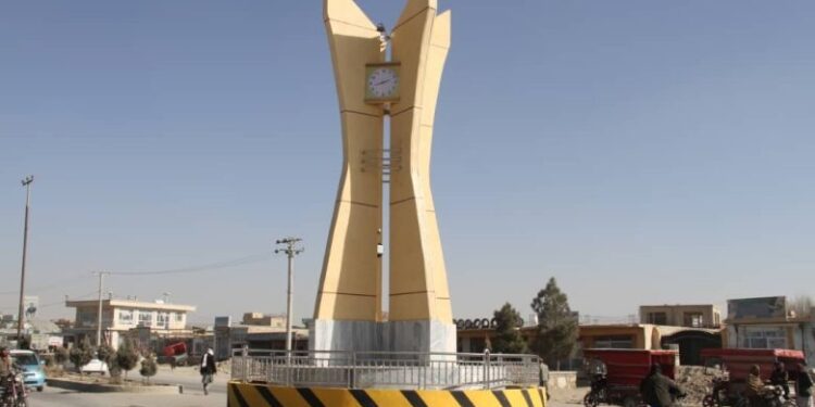 غزني کې دوه څلور لارې جوړې او ګټې اخیستنې ته وسپارل شوې