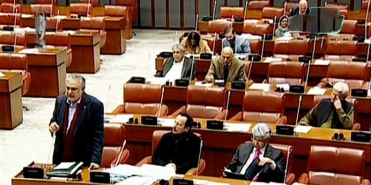 د پاکستان مشرانو جرګې د ټاکنو ځنډولو طرحه تایید کړه