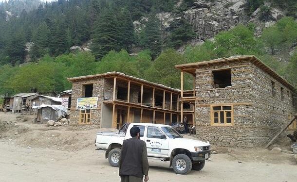 د نورستان اوسېدونکي روغتیايي خدمتونو ته له نه لاسرسي شکایت لري