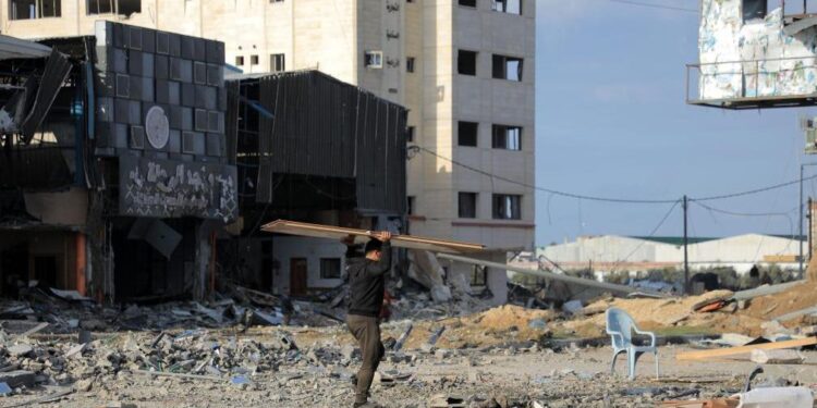 د فلسطين او اسرائيل مسئلې حل د نړیوالو عادلانه دریځ ته اړتيا لري