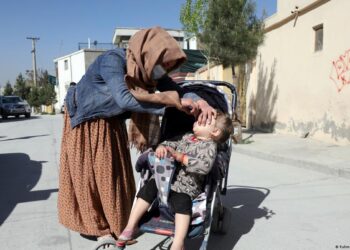 چین په افغانستان کې د پولیو ناروغۍ په ختمولو کې همکاري کوي