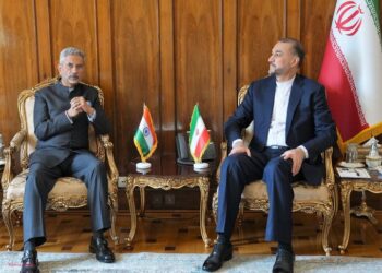 د ایران او هند بهرنیو چارو وزیرانو د افغانستان په اړه خبرې کړې دي