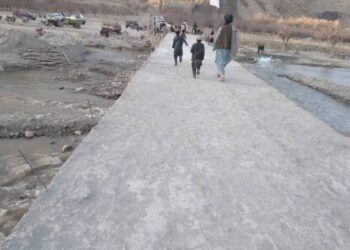 زابل کې د خلکو په مالي همکارۍ یو پل جوړ شوی
