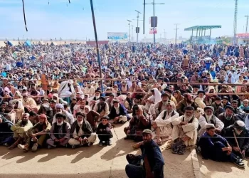 د چمن پرلت کوونکو د نه خوړلو اعتصاب پیل کړ