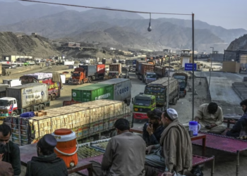 پر ترانزېټ بندیز؛ پاکستاني سوداګرو ته میلیونونه کلدارې زیان رسېدلی