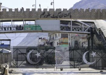 الکوزی: د تورخم لارې بندېدو سوداګر له تاوان سره مخ کړي