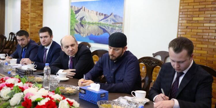برادر: افغانستان او روسیه ښې سیاسي او اقتصادي اړیکې لري