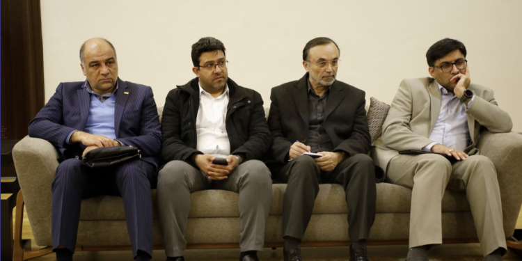 ایراني پلاوي افغانستان کې پانګونې ته چمتووالی ښودلی