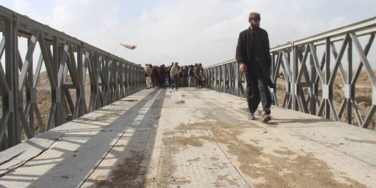 زابل کې یو پُل جوړ او ګټې اخیستنې ته وسپارل شو