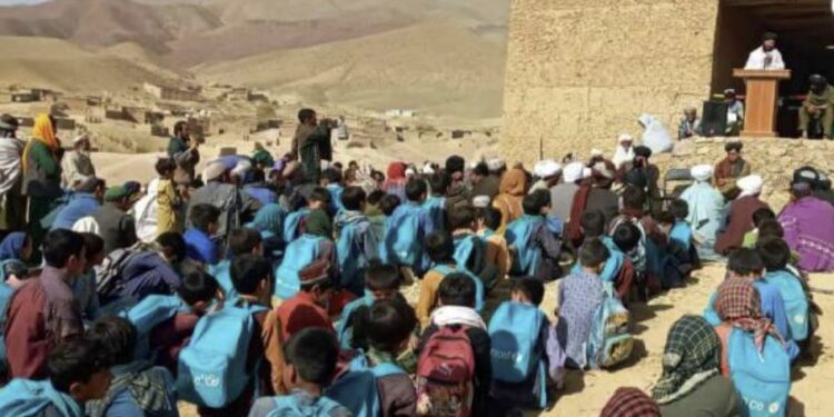 هلمند کې د یوه ښوونځي لپاره ودانۍ جوړه شوې