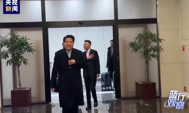 د چين استازي د اوکراين بحران د سياسي حل په پار د دويم پړاو ډيپلوماتيک سفرونه پيل کړي