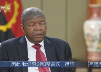 د انګولا ولسمشر جواو لورینکو سره د چين ميډيا ګروپ مرکه