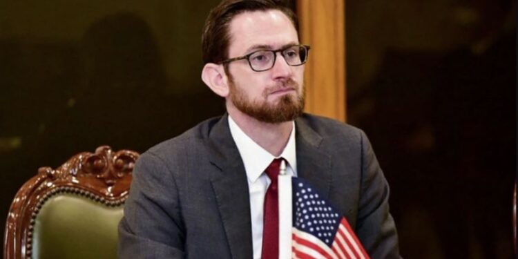 توماس وېسټ له هندي چارواکو سره د افغانستان په اړه خبرې کړې دي