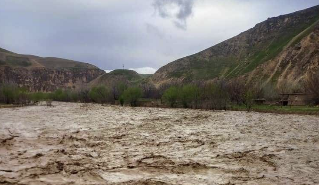 فاریاب او سرپل کې سېلابونو خلکو ته درانه زیانونه اړولي دي