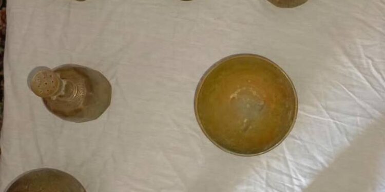 پاکستان ته د ۱۱ قلمه تاریخي اثارو د قاچاق مخه نیول شوې