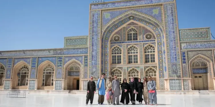 په تېرو دوه نیمو کلونو کې ۵ زره سیلانیان افغانستان ته راغلي