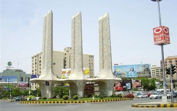 د پاکستان له زندانونو ۹ تنه افغانان خوشې شول