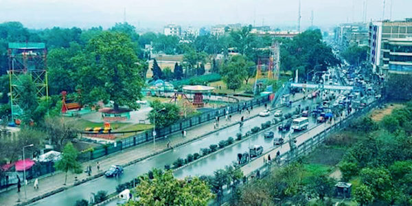 ننګرهار کې د ترافیکو پېښو له کبله ۴۳ کسانو ته مرګ ژوبله اوښتې