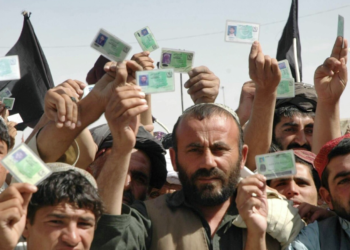 پاکستان د کارت لرونکو افغان کډوالو د اوسېدو موده وغځوله