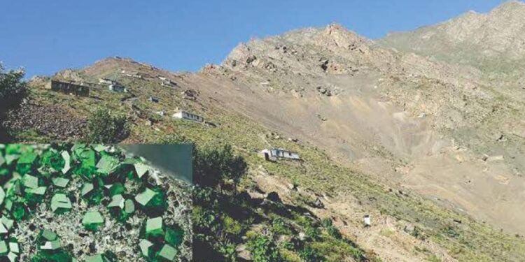 یوه هندي سوداګر د پنجشېر پر کانونو پانګونې ته لېوالتیا ښودلې