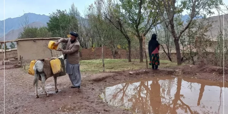 ملګري ملتونه: ۷۹ سلنه افغانان د څښاک پاکو اوبو ته لاسرسی نهلري