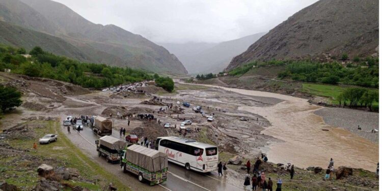 بدخشان کې سېلابونو خلکو ته ګڼ مالي زیانونه اړولي
